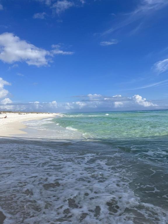 New! Close To Beach, Cozy, New Beds & Family Friendly Navarre Bagian luar foto